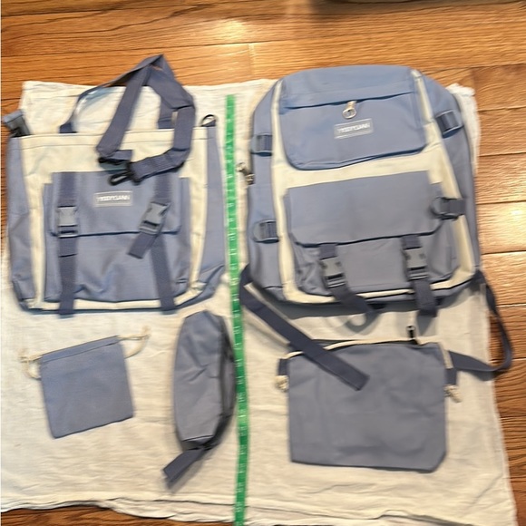 Back Pack - Picture 5 of 12